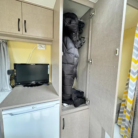 캠프장 Yakamoz Karavan 안탈리아