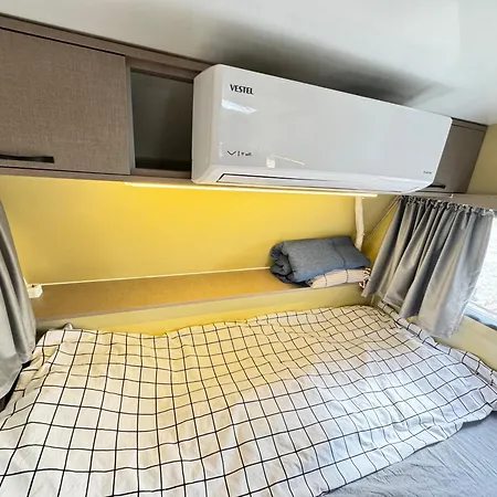 Yakamoz Karavan Kamp alanı